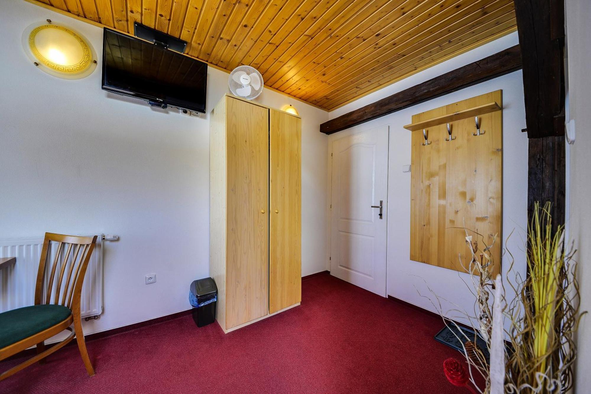 Penzion Kamenak Horní Planá Buitenkant foto